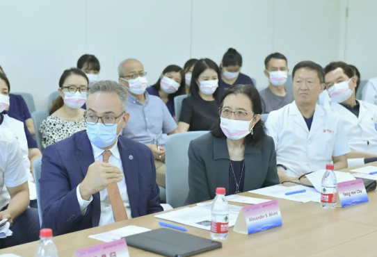 國際診療日①：多學(xué)科會(huì)診 開“心靈處方”