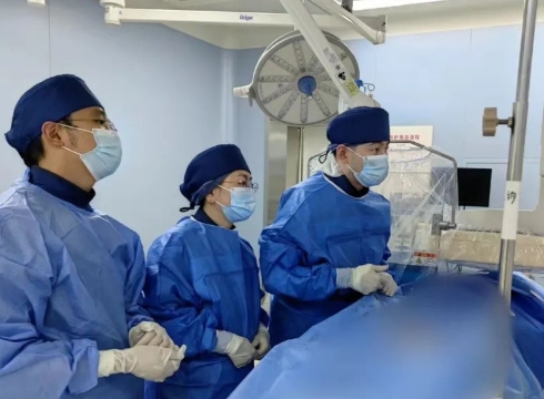 失血性休克命懸一線！急診介入治療為患者贏得生機