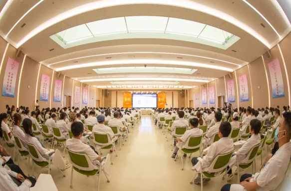 院士講堂 精彩紛呈！中國科學(xué)院竇科峰院士講授器官移植發(fā)展現(xiàn)狀